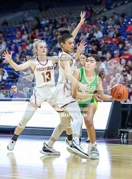 Thumbnail 2 in Fairfield vs. Idalou (UIL 3A State Semifinal) photogallery.