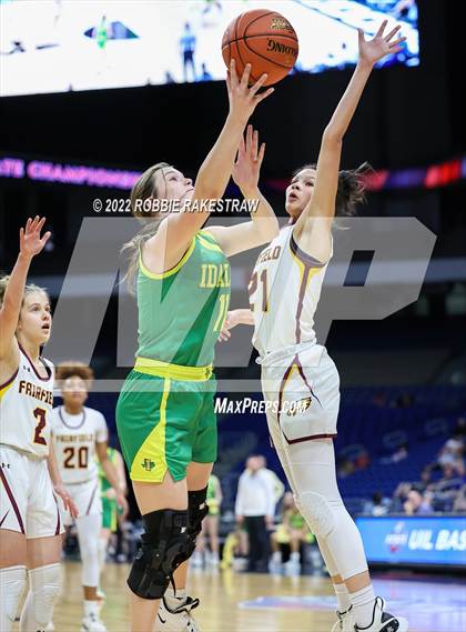 Thumbnail 3 in Fairfield vs. Idalou (UIL 3A State Semifinal) photogallery.
