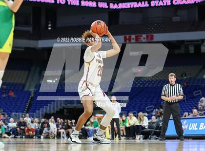 Thumbnail 3 in Fairfield vs. Idalou (UIL 3A State Semifinal) photogallery.