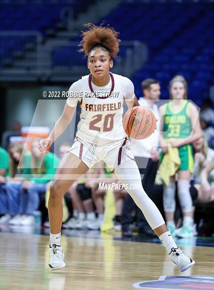 Thumbnail 2 in Fairfield vs. Idalou (UIL 3A State Semifinal) photogallery.