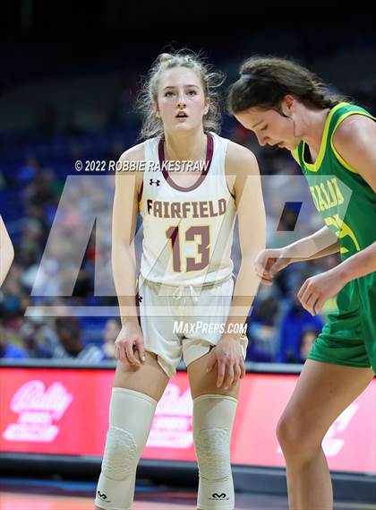 Thumbnail 1 in Fairfield vs. Idalou (UIL 3A State Semifinal) photogallery.