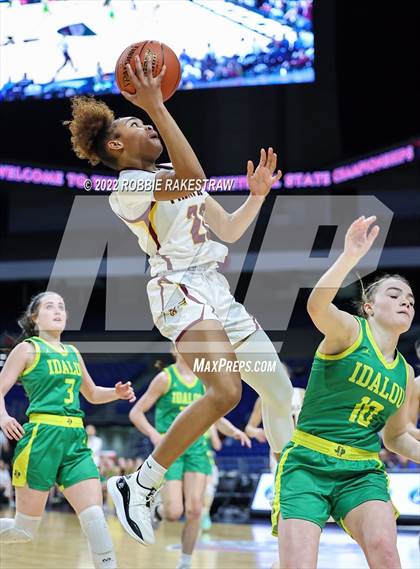 Thumbnail 3 in Fairfield vs. Idalou (UIL 3A State Semifinal) photogallery.
