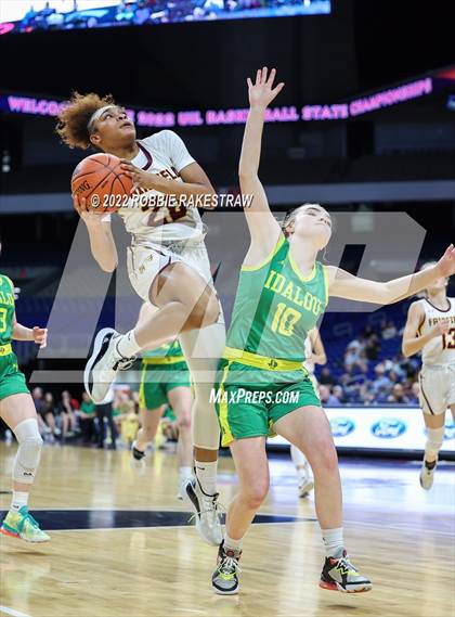 Thumbnail 1 in Fairfield vs. Idalou (UIL 3A State Semifinal) photogallery.