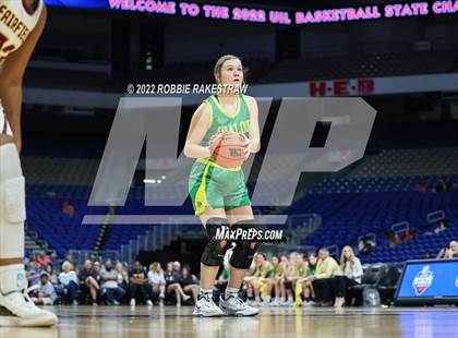 Thumbnail 2 in Fairfield vs. Idalou (UIL 3A State Semifinal) photogallery.