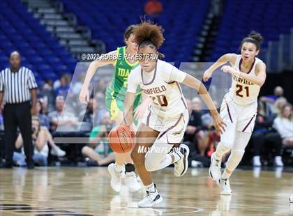 Thumbnail 2 in Fairfield vs. Idalou (UIL 3A State Semifinal) photogallery.