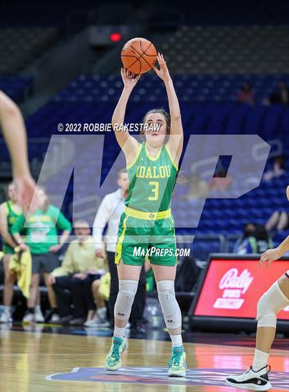 Thumbnail 1 in Fairfield vs. Idalou (UIL 3A State Semifinal) photogallery.