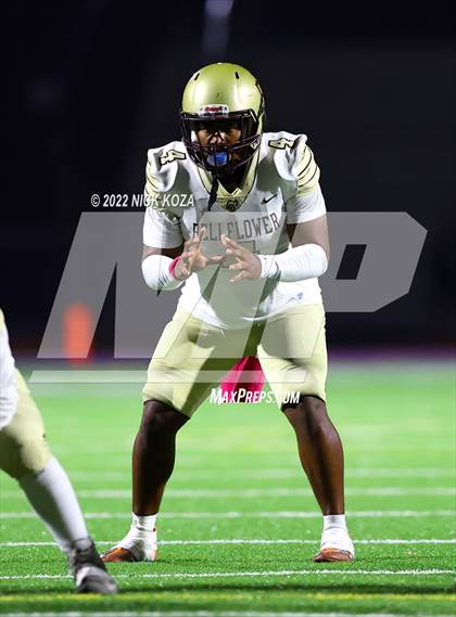 Thumbnail 2 in Bellflower vs. Norwalk photogallery.