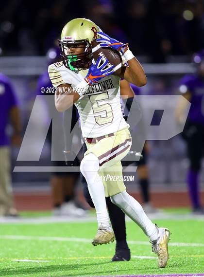 Thumbnail 3 in Bellflower vs. Norwalk photogallery.