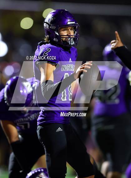 Thumbnail 3 in Bellflower vs. Norwalk photogallery.