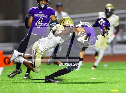 Thumbnail 2 in Bellflower vs. Norwalk photogallery.