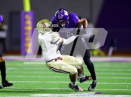 Thumbnail 3 in Bellflower vs. Norwalk photogallery.