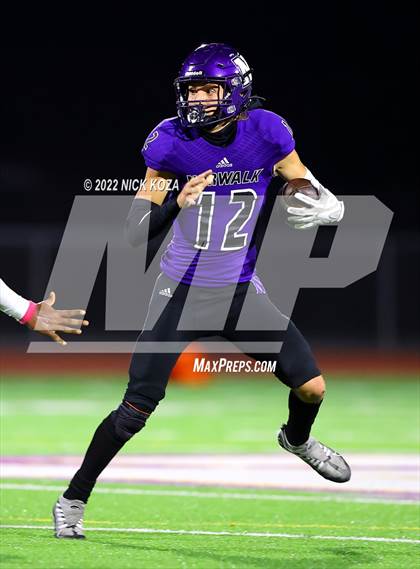 Thumbnail 2 in Bellflower vs. Norwalk photogallery.
