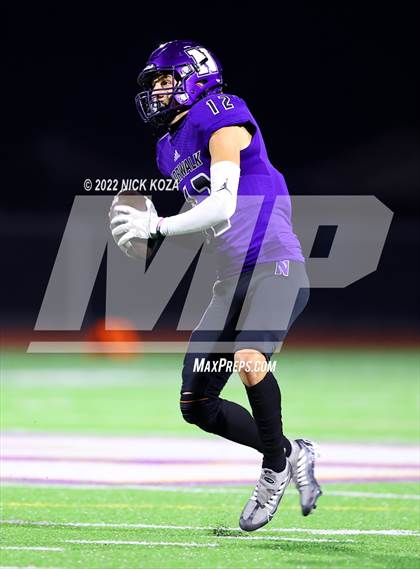 Thumbnail 1 in Bellflower vs. Norwalk photogallery.