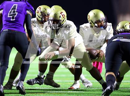 Thumbnail 2 in Bellflower vs. Norwalk photogallery.