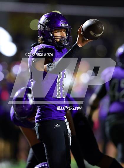 Thumbnail 1 in Bellflower vs. Norwalk photogallery.