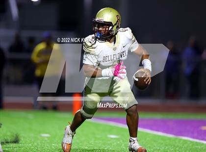 Thumbnail 3 in Bellflower vs. Norwalk photogallery.