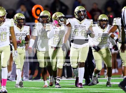 Thumbnail 3 in Bellflower vs. Norwalk photogallery.