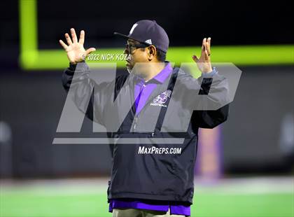 Thumbnail 3 in Bellflower vs. Norwalk photogallery.