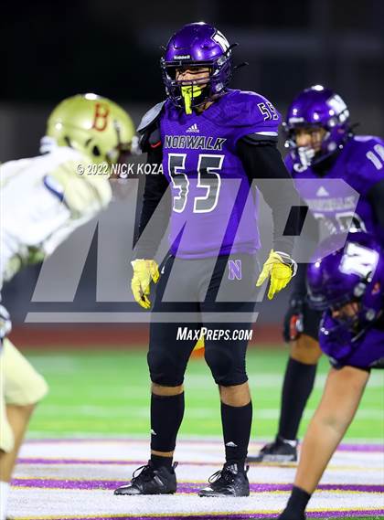 Thumbnail 1 in Bellflower vs. Norwalk photogallery.