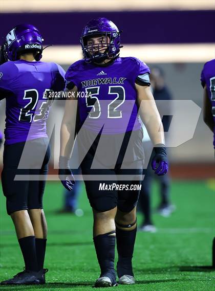 Thumbnail 1 in Bellflower vs. Norwalk photogallery.