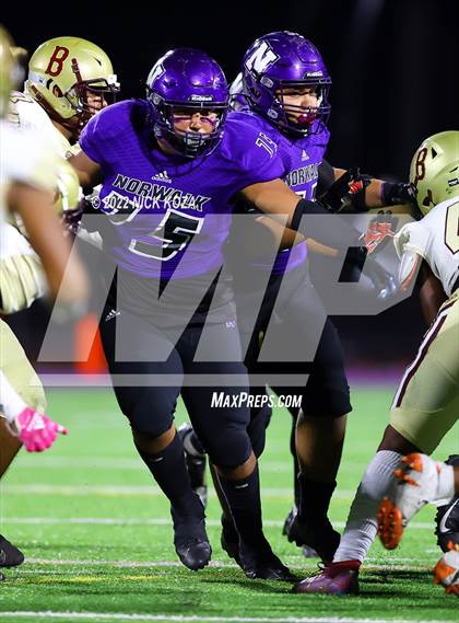 Thumbnail 2 in Bellflower vs. Norwalk photogallery.