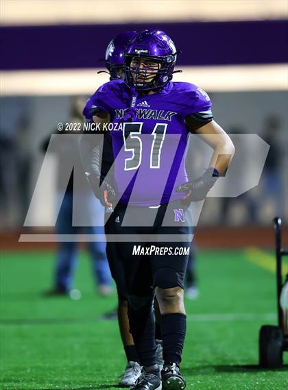 Thumbnail 3 in Bellflower vs. Norwalk photogallery.