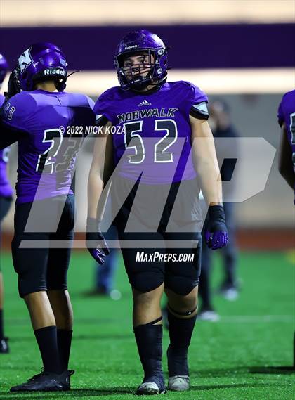 Thumbnail 2 in Bellflower vs. Norwalk photogallery.