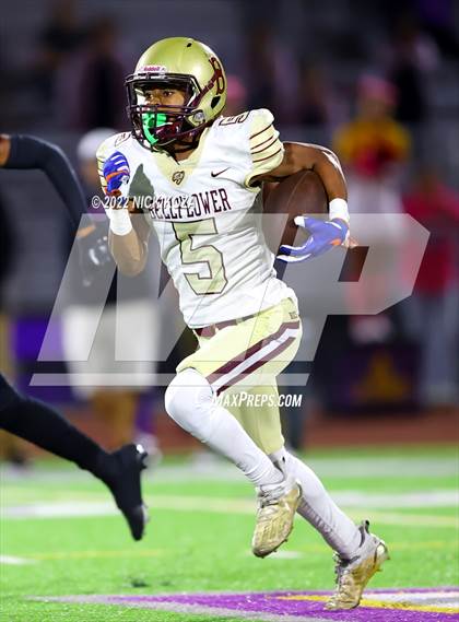Thumbnail 1 in Bellflower vs. Norwalk photogallery.