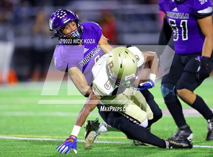 Thumbnail 2 in Bellflower vs. Norwalk photogallery.
