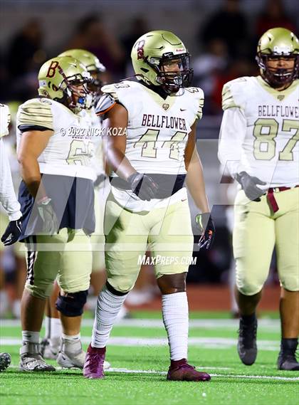 Thumbnail 1 in Bellflower vs. Norwalk photogallery.