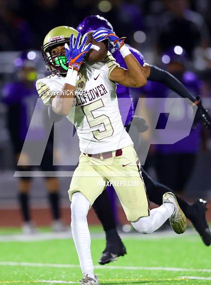 Thumbnail 1 in Bellflower vs. Norwalk photogallery.