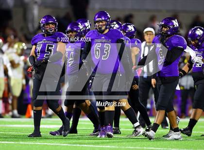 Thumbnail 1 in Bellflower vs. Norwalk photogallery.