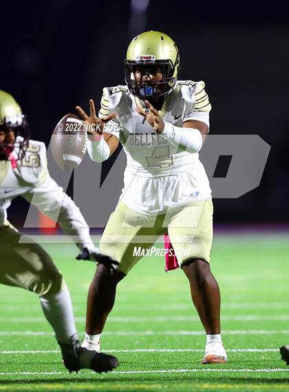 Thumbnail 1 in Bellflower vs. Norwalk photogallery.