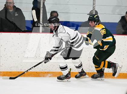Thumbnail 2 in Hamden vs. Xavier (CIAC D1 Quarterfinal) photogallery.