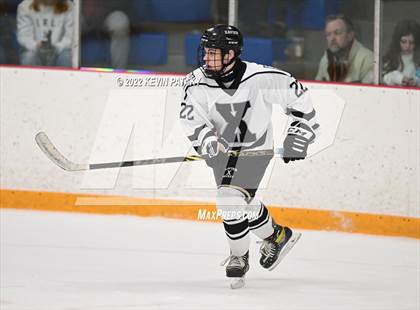 Thumbnail 1 in Hamden vs. Xavier (CIAC D1 Quarterfinal) photogallery.