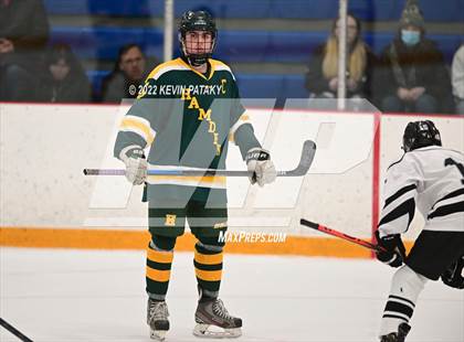 Thumbnail 1 in Hamden vs. Xavier (CIAC D1 Quarterfinal) photogallery.