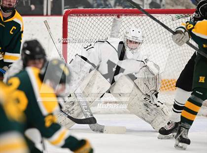 Thumbnail 3 in Hamden vs. Xavier (CIAC D1 Quarterfinal) photogallery.