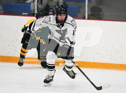 Thumbnail 3 in Hamden vs. Xavier (CIAC D1 Quarterfinal) photogallery.