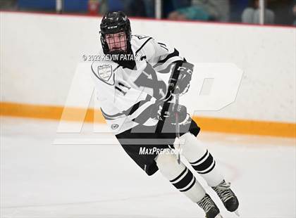 Thumbnail 1 in Hamden vs. Xavier (CIAC D1 Quarterfinal) photogallery.