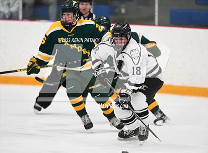 Thumbnail 3 in Hamden vs. Xavier (CIAC D1 Quarterfinal) photogallery.