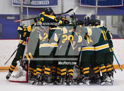 Thumbnail 1 in Hamden vs. Xavier (CIAC D1 Quarterfinal) photogallery.