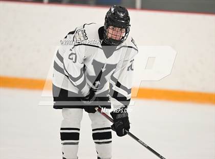 Thumbnail 3 in Hamden vs. Xavier (CIAC D1 Quarterfinal) photogallery.