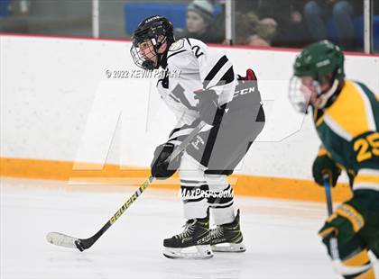 Thumbnail 2 in Hamden vs. Xavier (CIAC D1 Quarterfinal) photogallery.