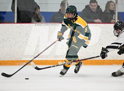 Thumbnail 1 in Hamden vs. Xavier (CIAC D1 Quarterfinal) photogallery.