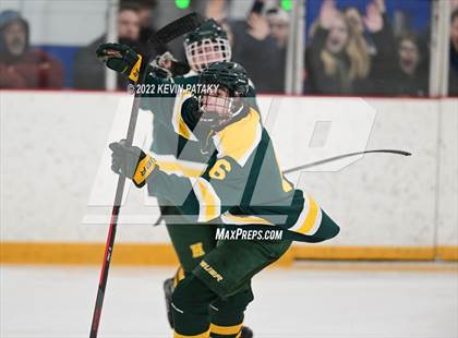 Thumbnail 2 in Hamden vs. Xavier (CIAC D1 Quarterfinal) photogallery.