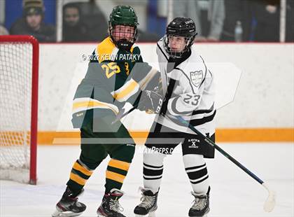 Thumbnail 1 in Hamden vs. Xavier (CIAC D1 Quarterfinal) photogallery.