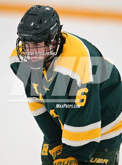 Thumbnail 3 in Hamden vs. Xavier (CIAC D1 Quarterfinal) photogallery.