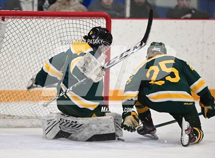 Thumbnail 1 in Hamden vs. Xavier (CIAC D1 Quarterfinal) photogallery.