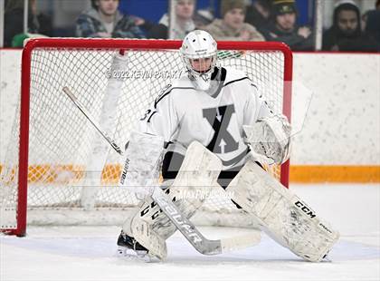 Thumbnail 1 in Hamden vs. Xavier (CIAC D1 Quarterfinal) photogallery.