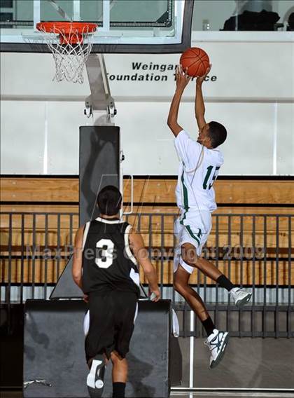 Thumbnail 2 in Northview vs. Damien (So Cal Shootout) photogallery.